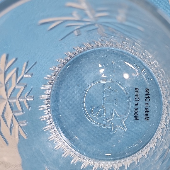 Set of 2 Snowflakes Rocks Glass bourbon whiskey rocks drinking glasses NEW - Picture 3 of 5